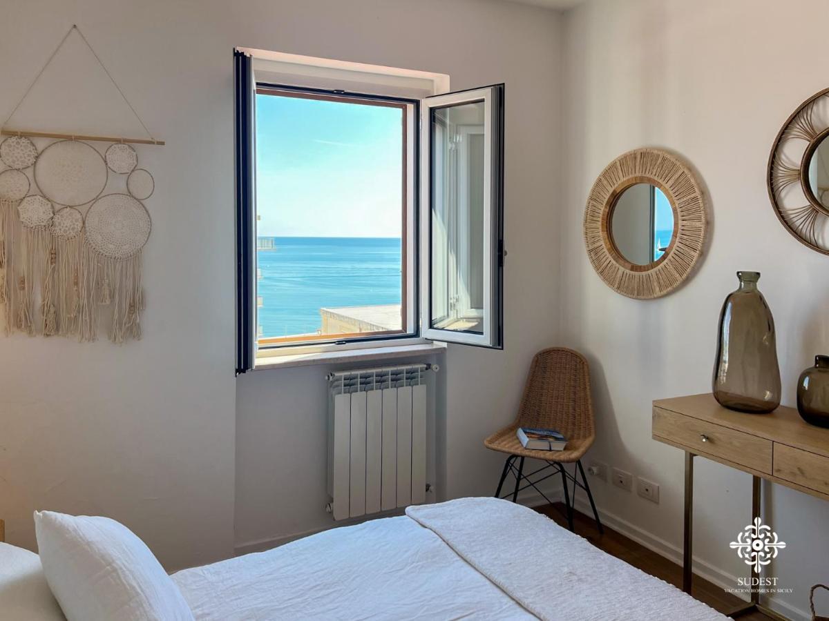 Infinito - Attico Sul Mare Διαμέρισμα Βιέστε Εξωτερικό φωτογραφία